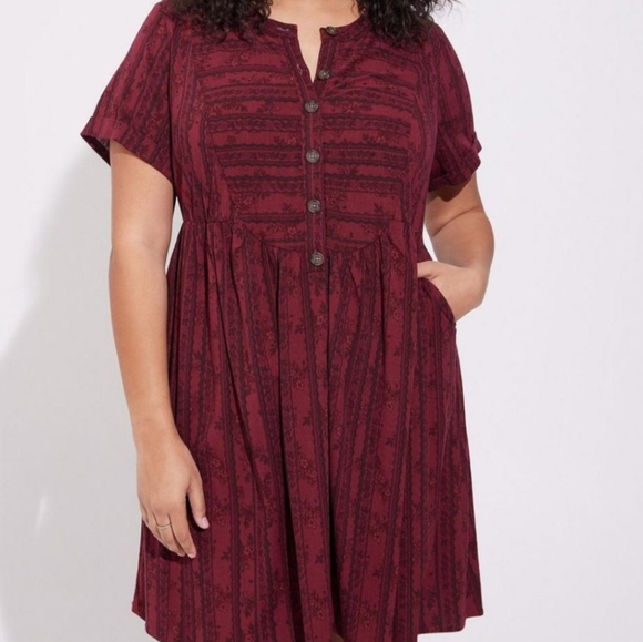 torrid Dresses & Skirts - Euc Torrid Burgundy Button-Front Dress 2X